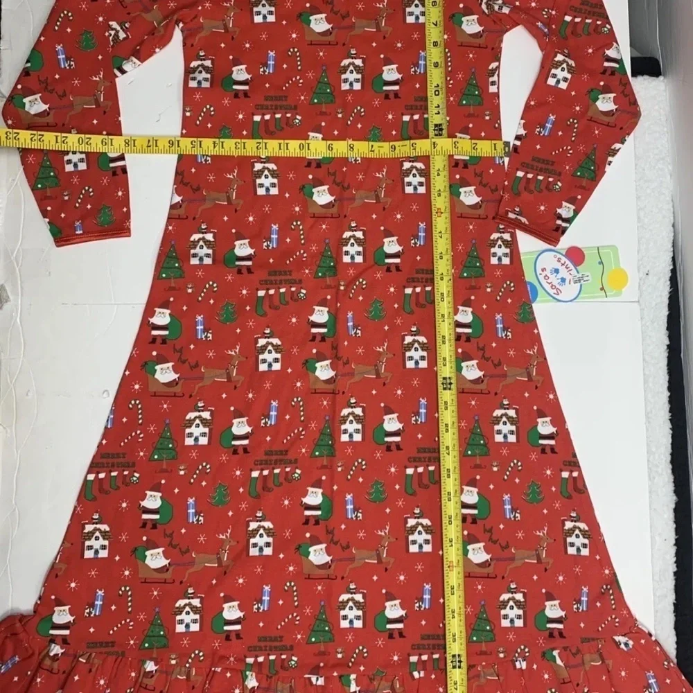 saras prints pajamas Dress, Christmas Size 10 nwt